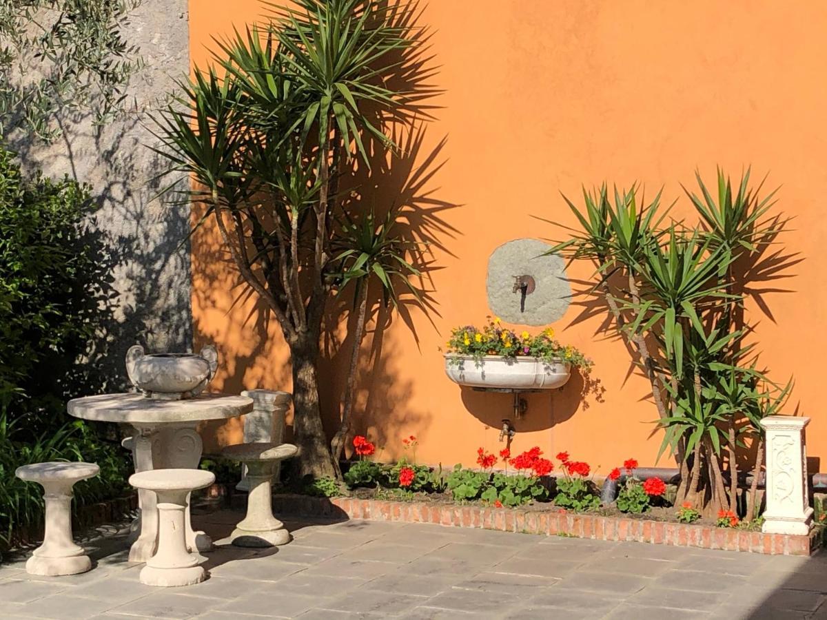 Residenza Di Prestigio In Riva Al Lago Marone Loft 外观 照片