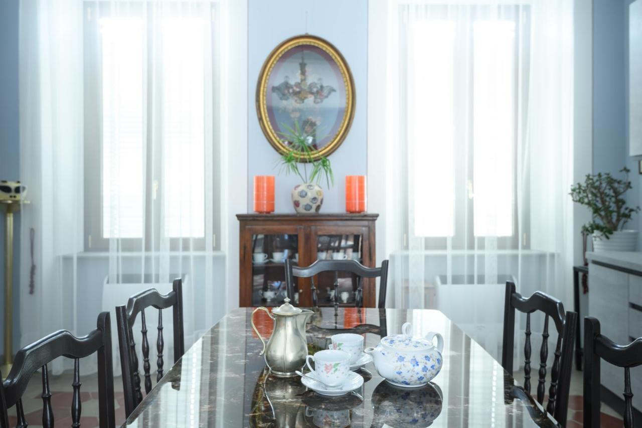 Residenza Di Prestigio In Riva Al Lago Marone Loft 外观 照片